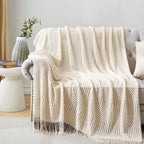 VeluCasa: Boho Luxury Knit Blanket – Chunky Blanket for Bedroom & Sofa