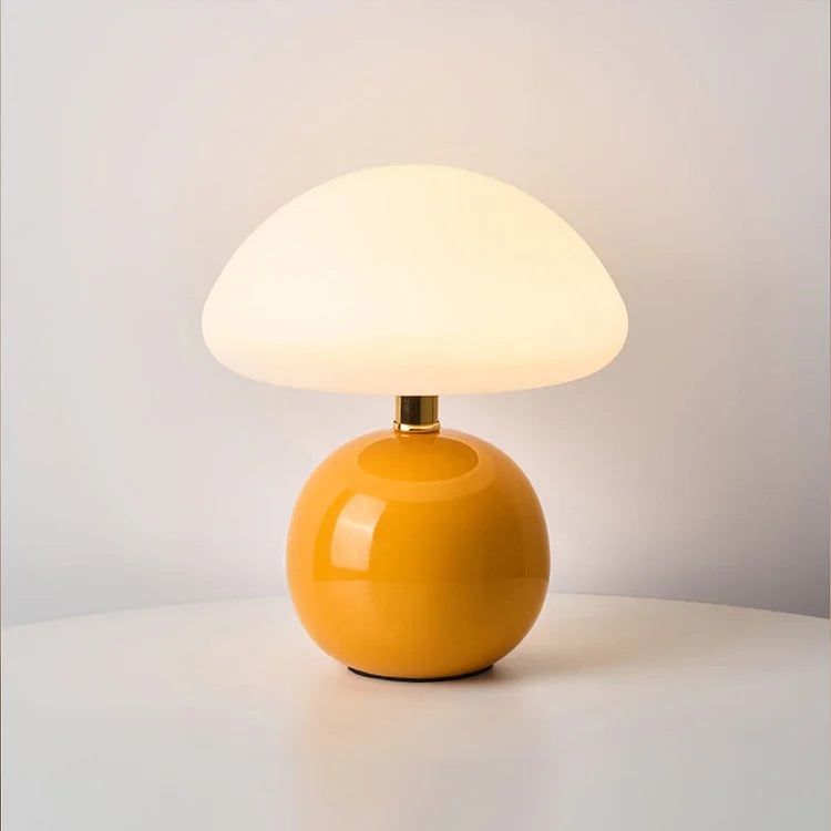 Velumière: Cream Mushroom Table Lamp – Retro Light for Bedroom & Living Room