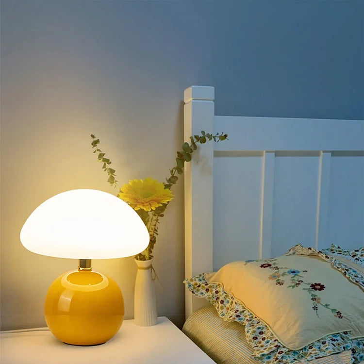 Velumière: Cream Mushroom Table Lamp – Retro Light for Bedroom & Living Room