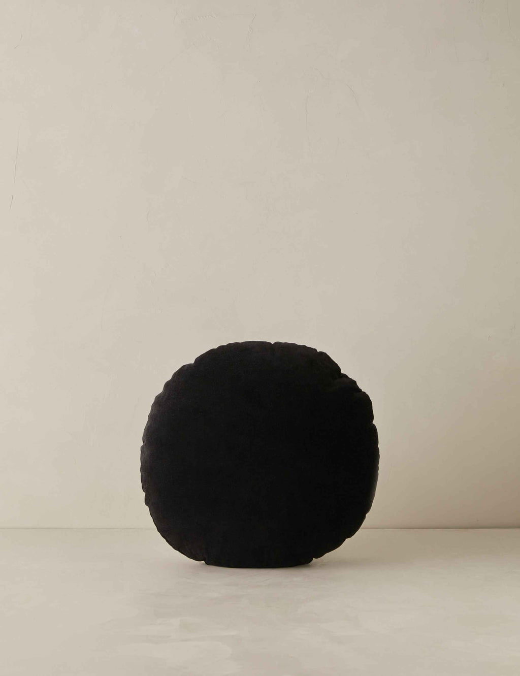 Vela Round Pillow | Luxe Velvet, Soft Sheen