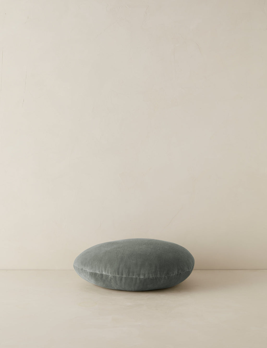 Vela Round Pillow | Luxe Velvet, Soft Sheen