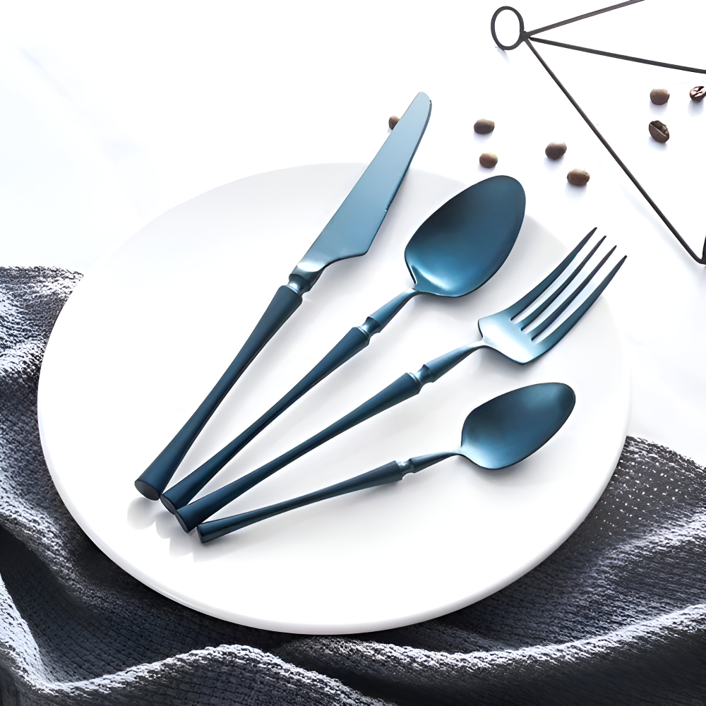 Aurevian – Black Cutlery Set 4 Or 16 Pieces With Golden Details