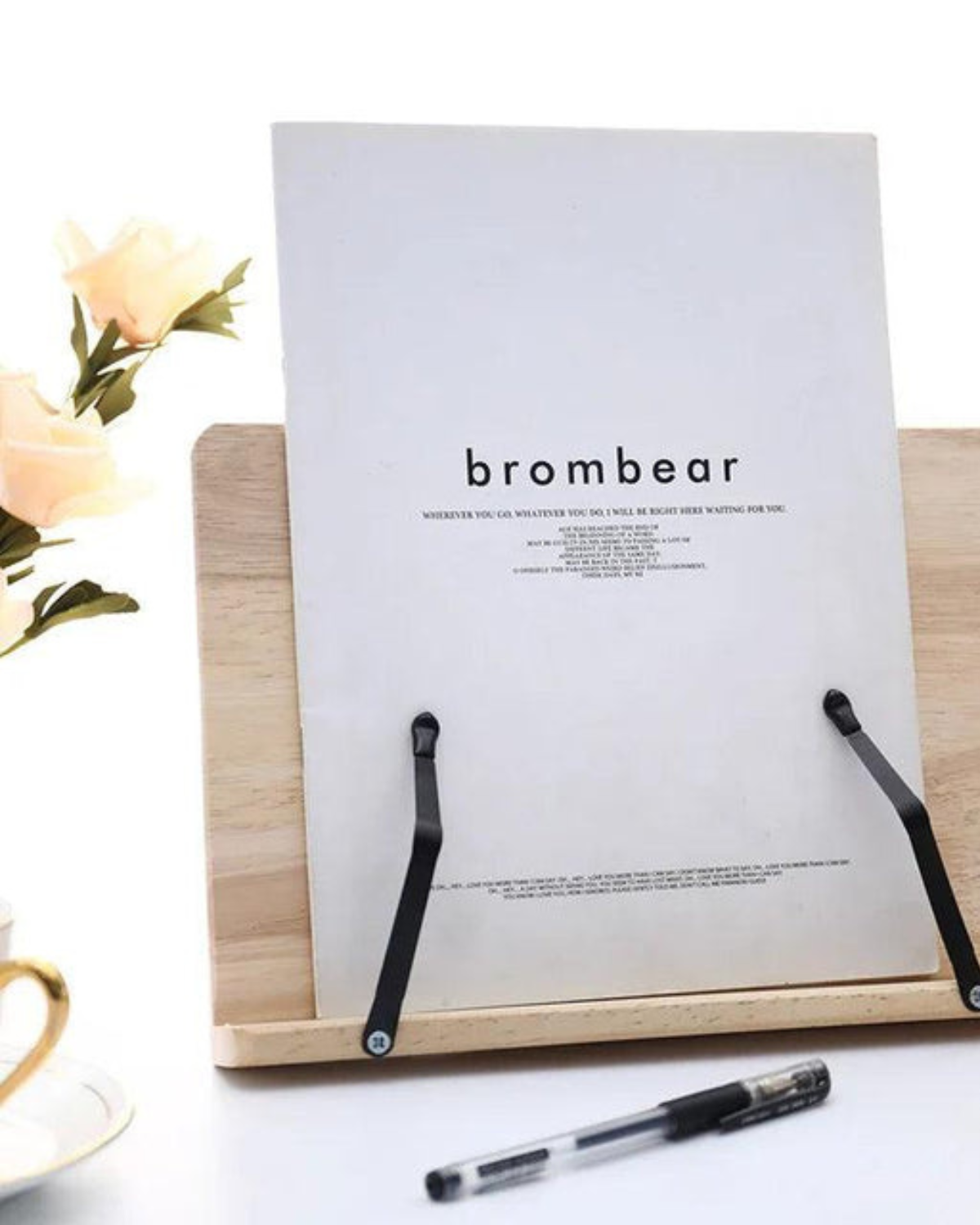 VéraStand: Adjustable Wooden Book Stand with Tablet Holder – for Kitchen & Desk