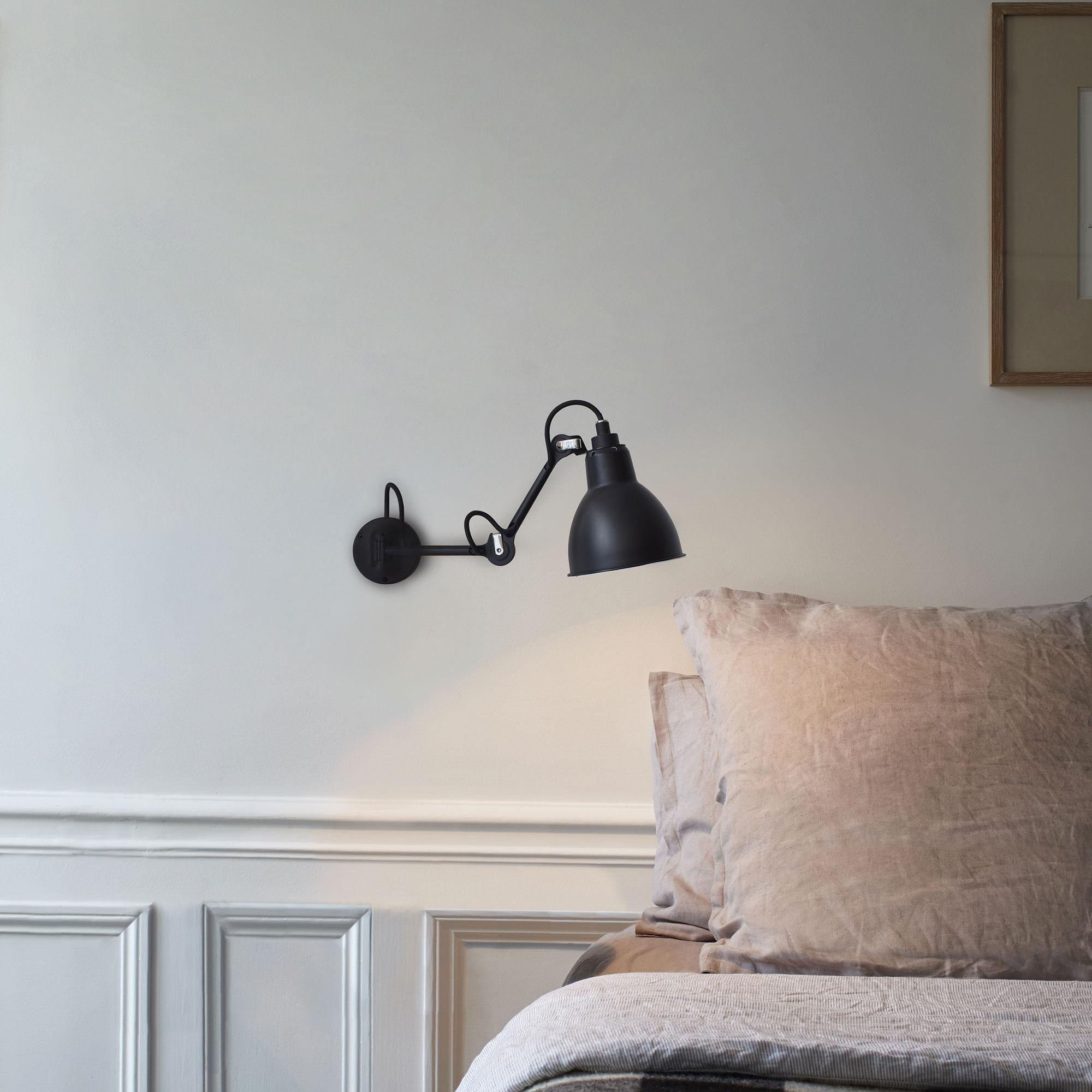 Adjustable Swing-Arm Task Wall Light in Matte Black
