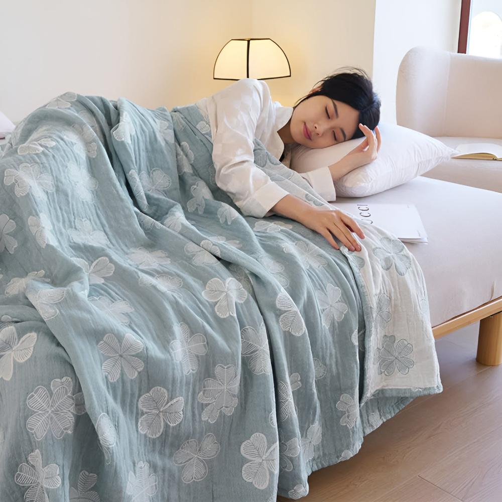Four Leaf Clovers: Organic Cotton Blanket with 3-Layer Gauze Structure – for Bedroom & Living Room