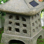 Vintage Solar Pagoda LED Outdoor Lantern 1-Light