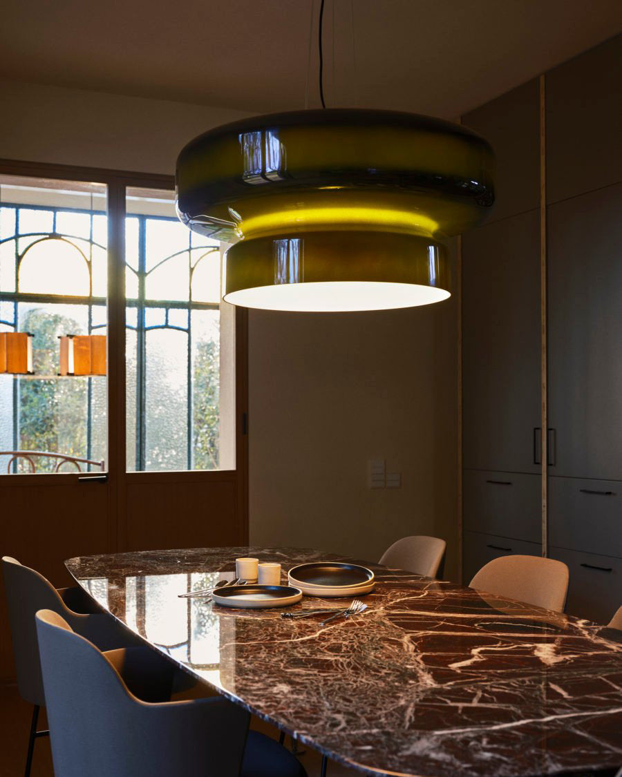 VitraGlow: Glass Pendant Light in Modern Design – Two-Tier Hanging Lamp for Living Room & Dining Room
