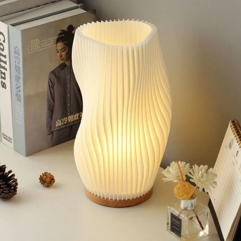 WaveLume: Modern Table Lamp with Wave Design – Elegant LED Lamp for Living Room & Bedroom