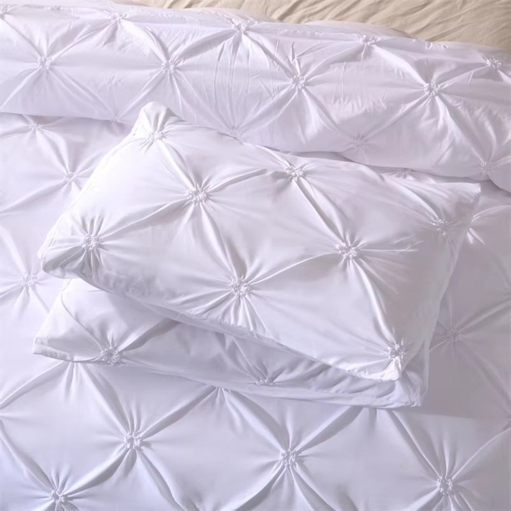 WebenNacht: Modern Duvet Cover Set – Breathable, Soft & Decorative with Timeless Pintuck Design