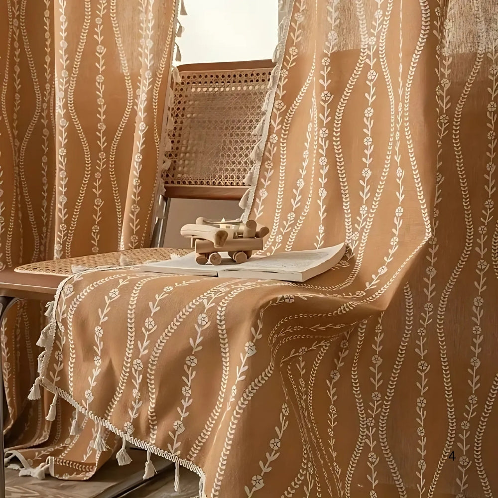 Wheat Magic: Curtain with Embroidery Pattern & Tassels – Decorative in Country House Style