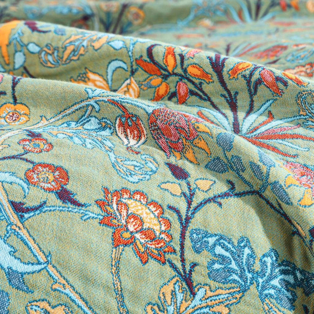 WildPetal: Reversible Cotton Blanket with Jacquard Floral Pattern & Tassel Edge – for Sofa & Bedroom