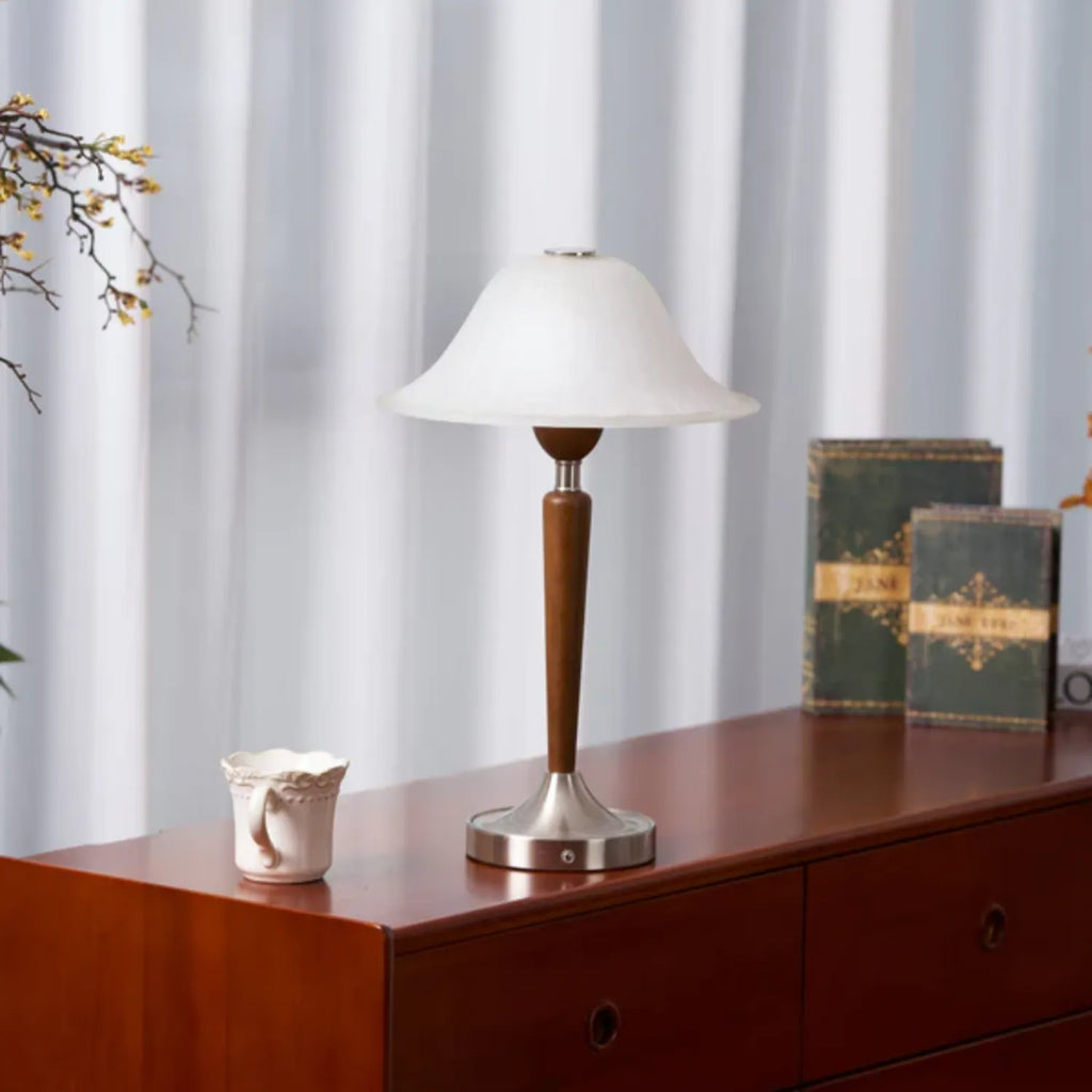 Thamior – Old-fashioned Table Lamp with Classic Shape and Warm Glow
