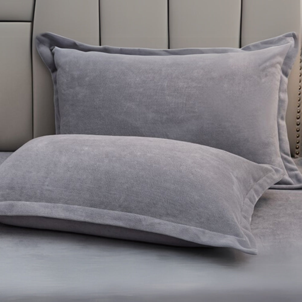 WohlGefühl: Pillowcase Soft & Skin-Friendly – Luxurious & Durable for Bedroom (Set of 2)