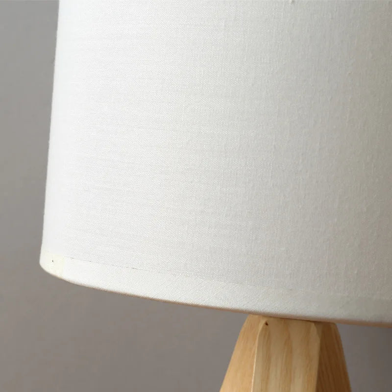 WoodEssence: LED Table Lamp Made of Natural Wood with Warm White Light – for Living Room & Nightstand