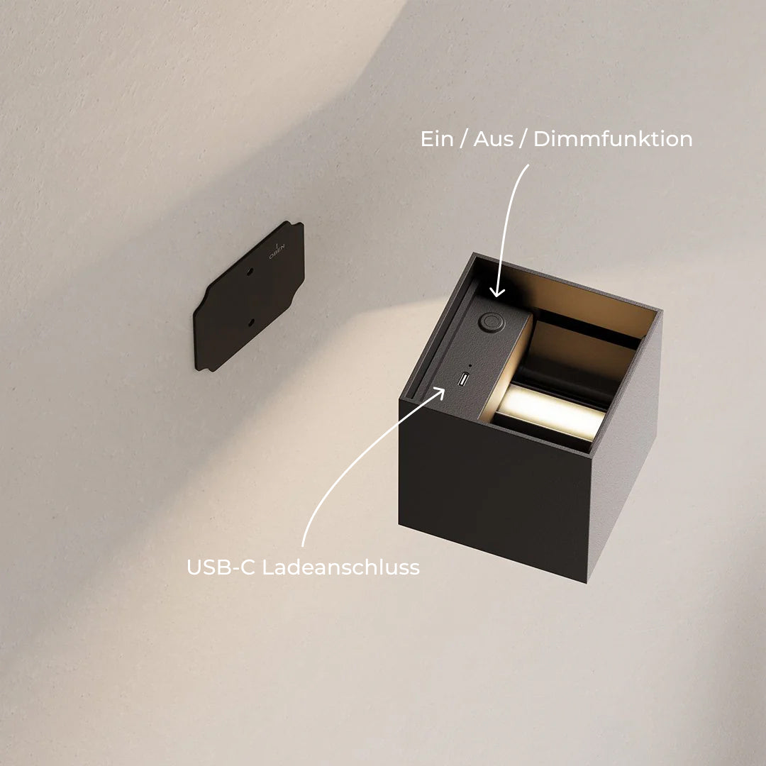 Xeno LED Wall Light | Adjustable Flaps, Warm White Light