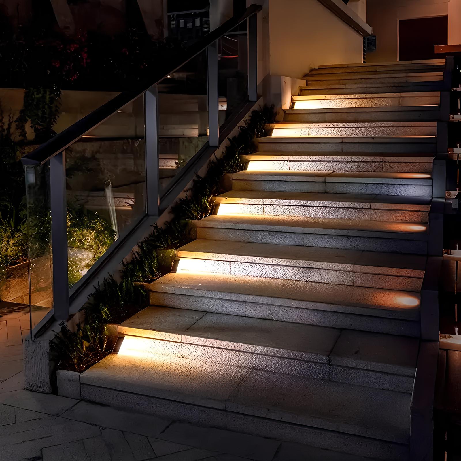 Solvina – Solar LED Trap Lamps for Garden