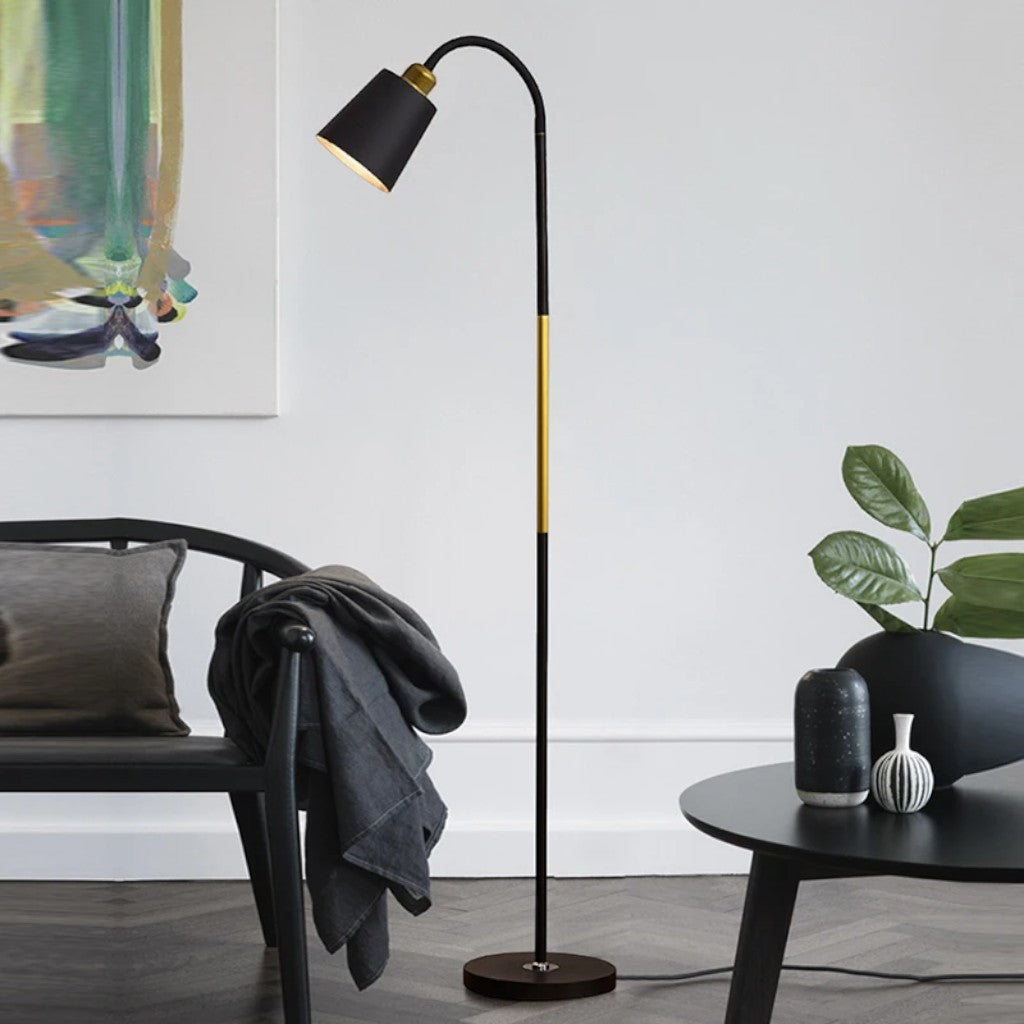 Velmori – Adjustable Floor Lamp With Directable Head