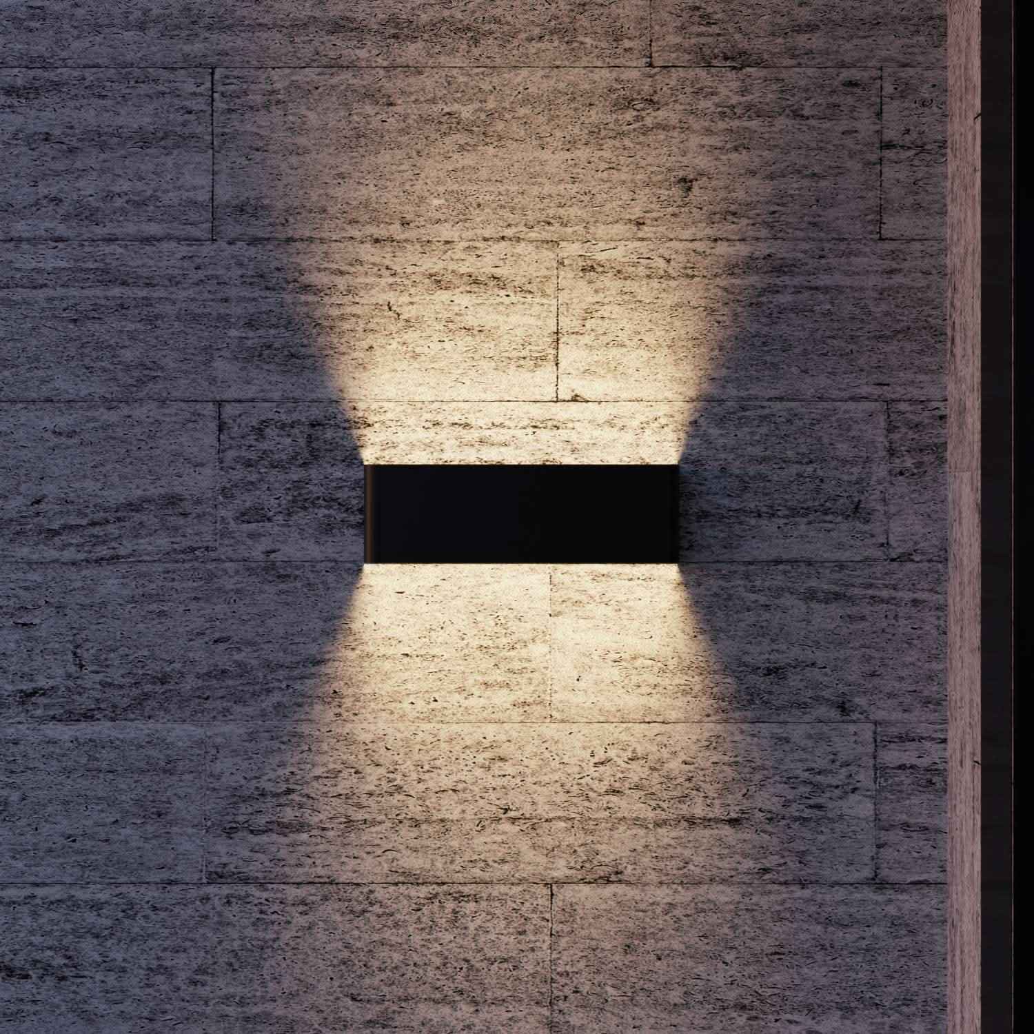 Bela Wall Light | Outdoor LED, IP65 Protection