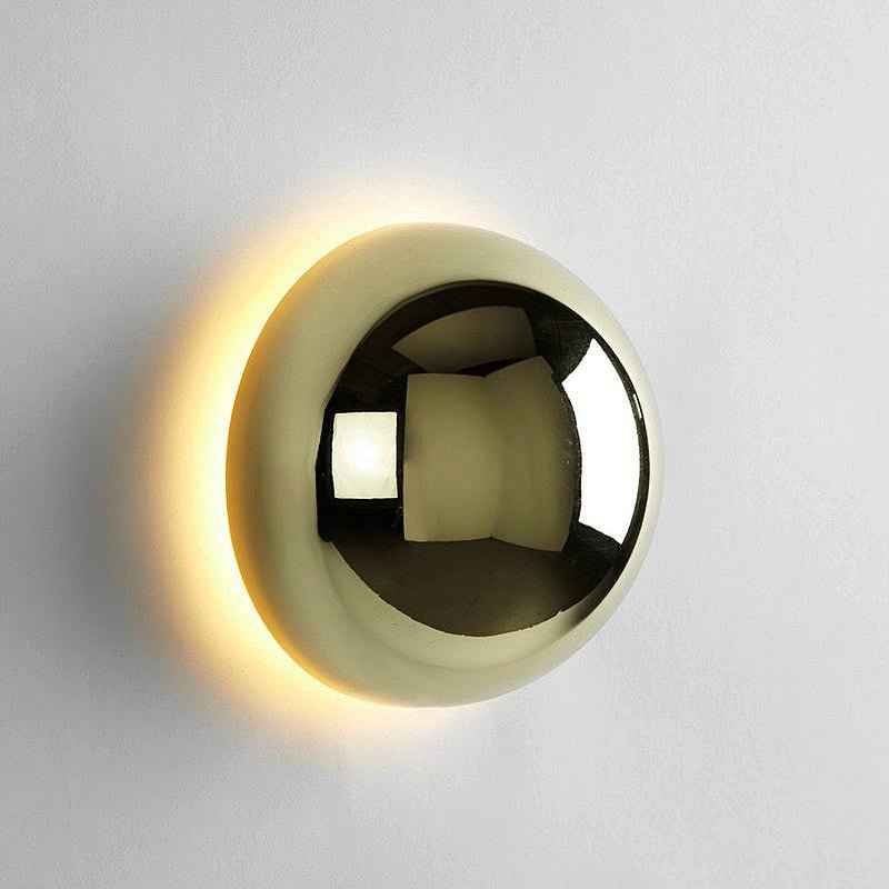 Bela Eclipse Wall Lamp | Gold Finish, Ambient Backlight
