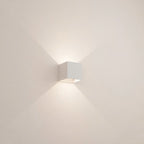 Xeno LED Wall Light | Adjustable Flaps, Warm White Light