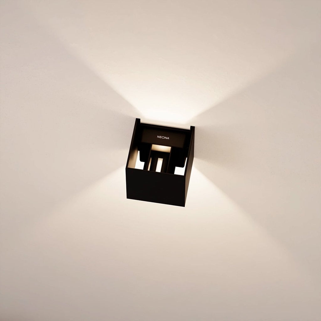 Xeno LED Wall Light | Adjustable Flaps, Warm White Light