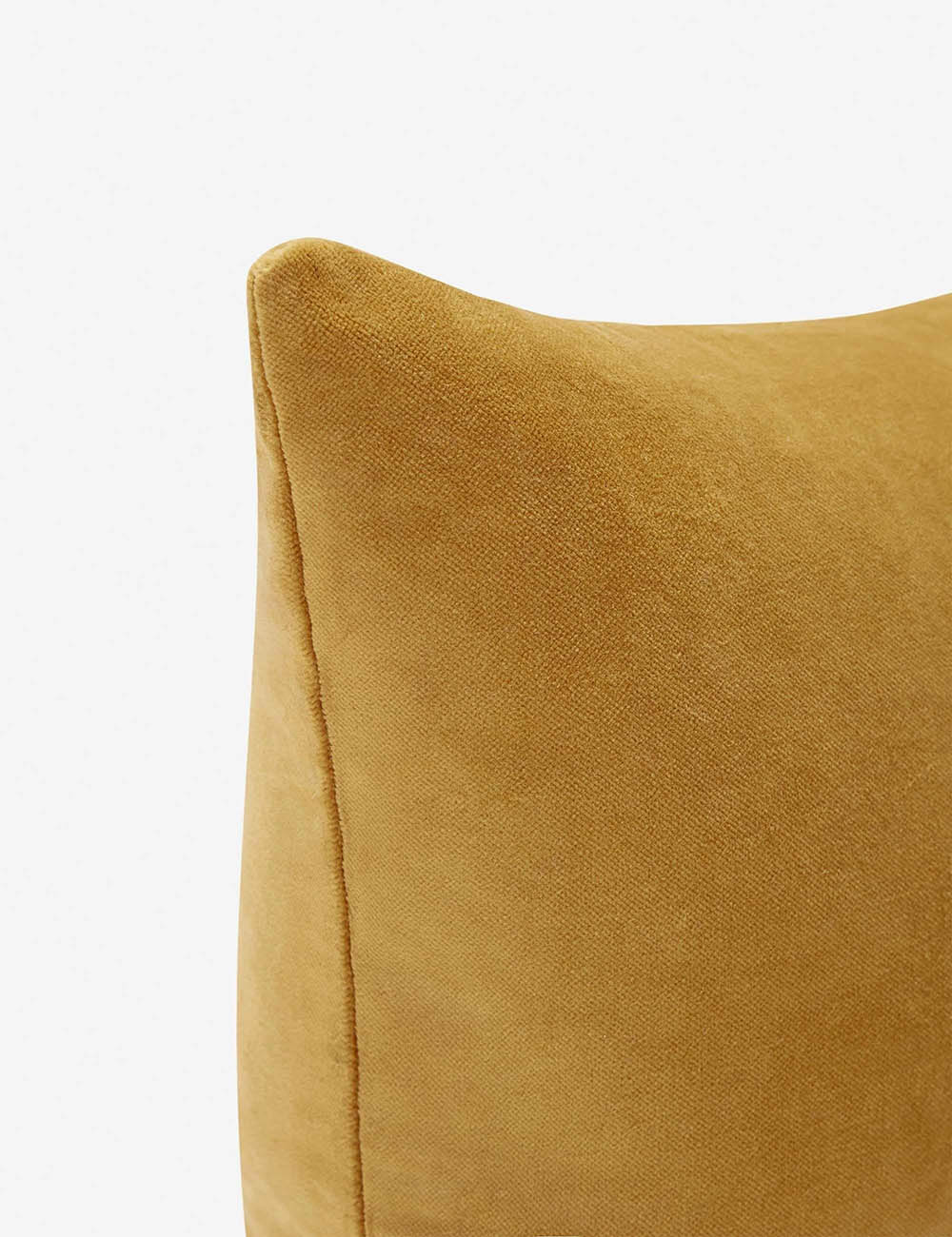 Bela Velvet Pillow | Luxurious Texture, Elegant Finish