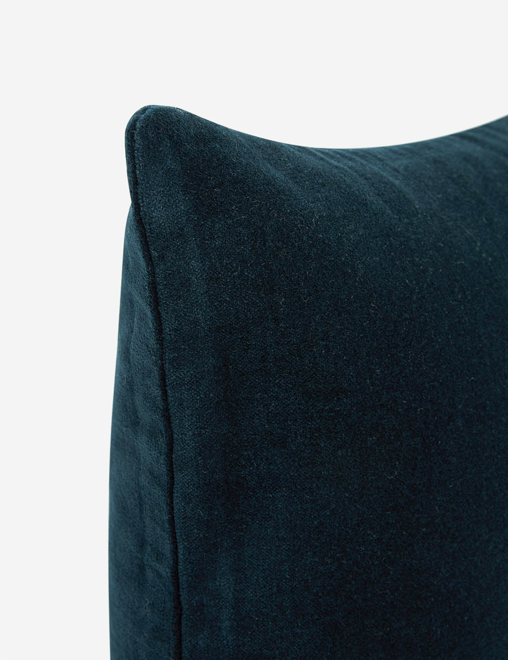 Bela Velvet Pillow | Luxurious Texture, Elegant Finish
