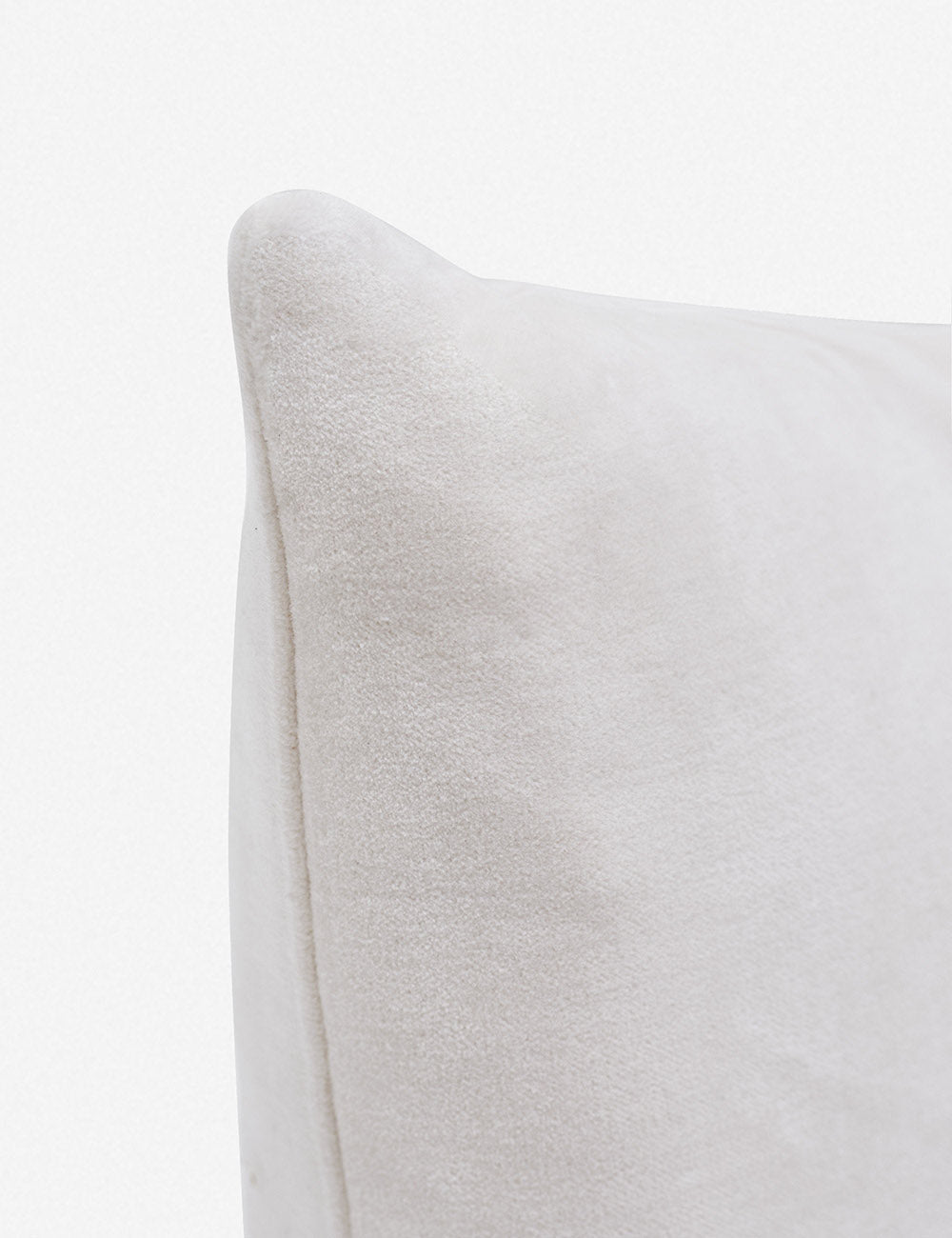 Bela Velvet Pillow | Luxurious Texture, Elegant Finish