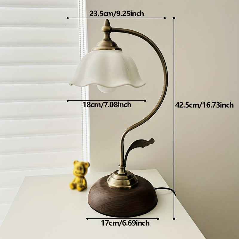 Bela Vintage Table Lamp | Antique Brass, USB Powered Floral Shade