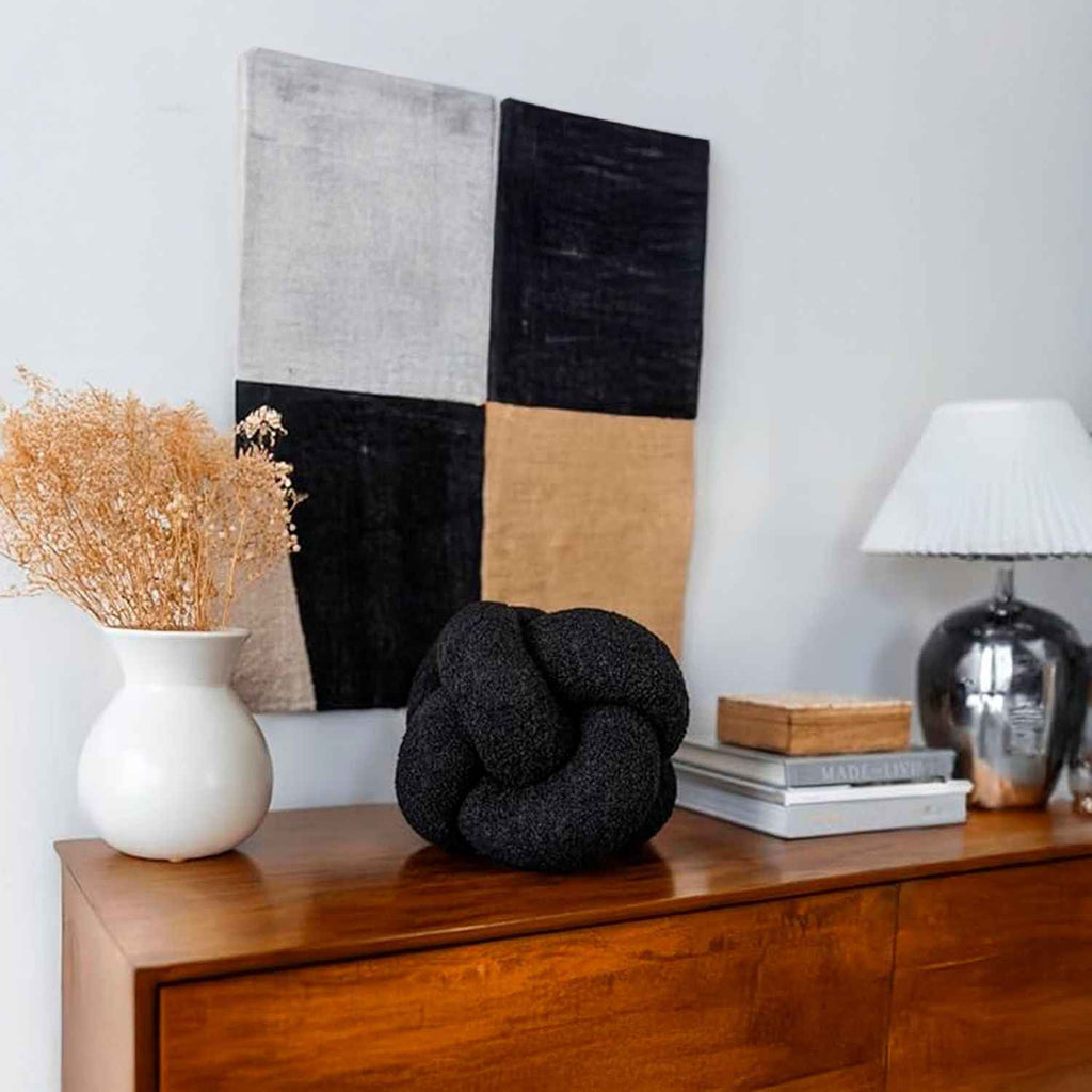 Bela Knot Cushion | Soft Bouclé Texture, 30 cm Diameter