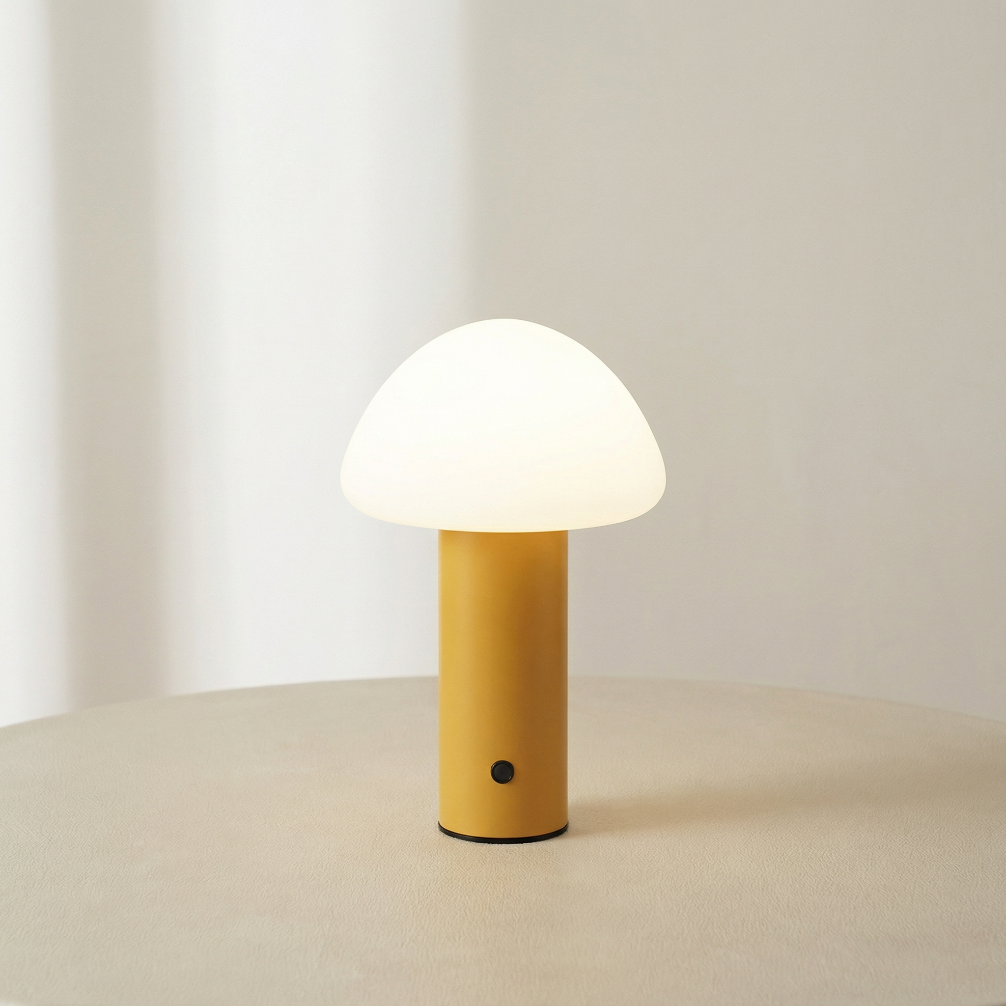 Cordless LED Table Lamp with Mushroom Design – Rechargeable Bedside Table Lamp for Soft Illumination and Portable Use