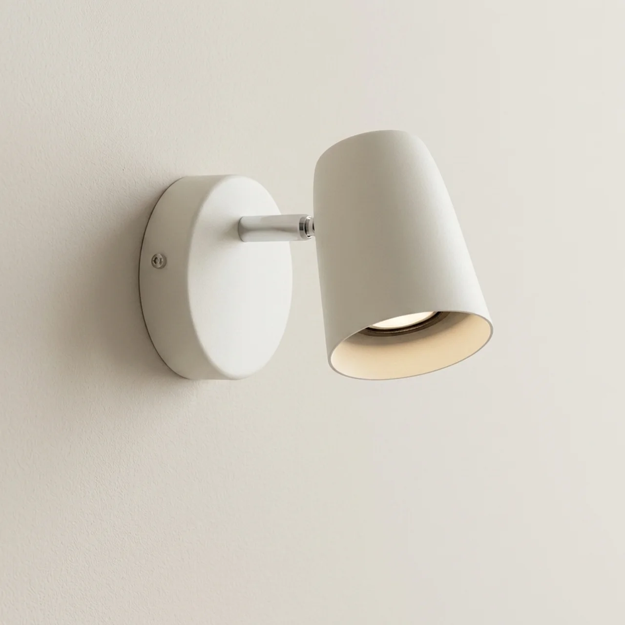 Wall Light Nordic Style Sconce Bedroom Hallway Lighting
