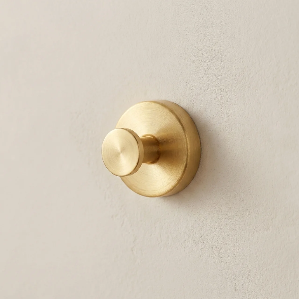 Wall Hook Round Suction Strong Hold Button Design