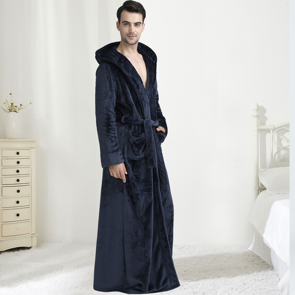 Men's Hooded Bathrobe – Soft Plush Robe for Warmth, Comfort & Relaxation