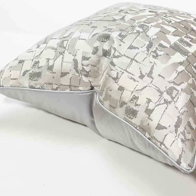 Lira Sierkussenhoes | Luxe Satijnlook, Abstract Patroon 45x45 cm