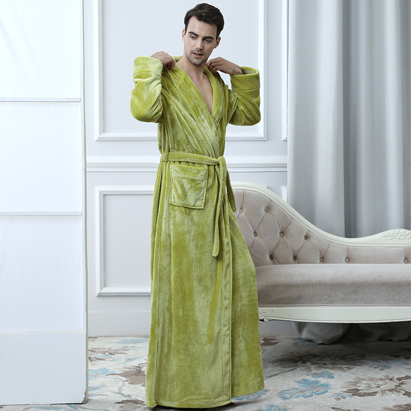 Men's Hooded Bathrobe – Soft Plush Robe for Warmth, Comfort & Relaxation