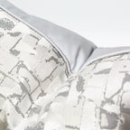 Lira Sierkussenhoes | Luxe Satijnlook, Abstract Patroon 45x45 cm