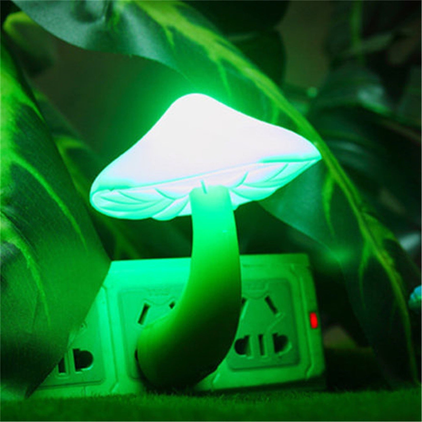 LED Mushroom Night Light, 0.6W Power, 110-240V Voltage, Color-Changing LED