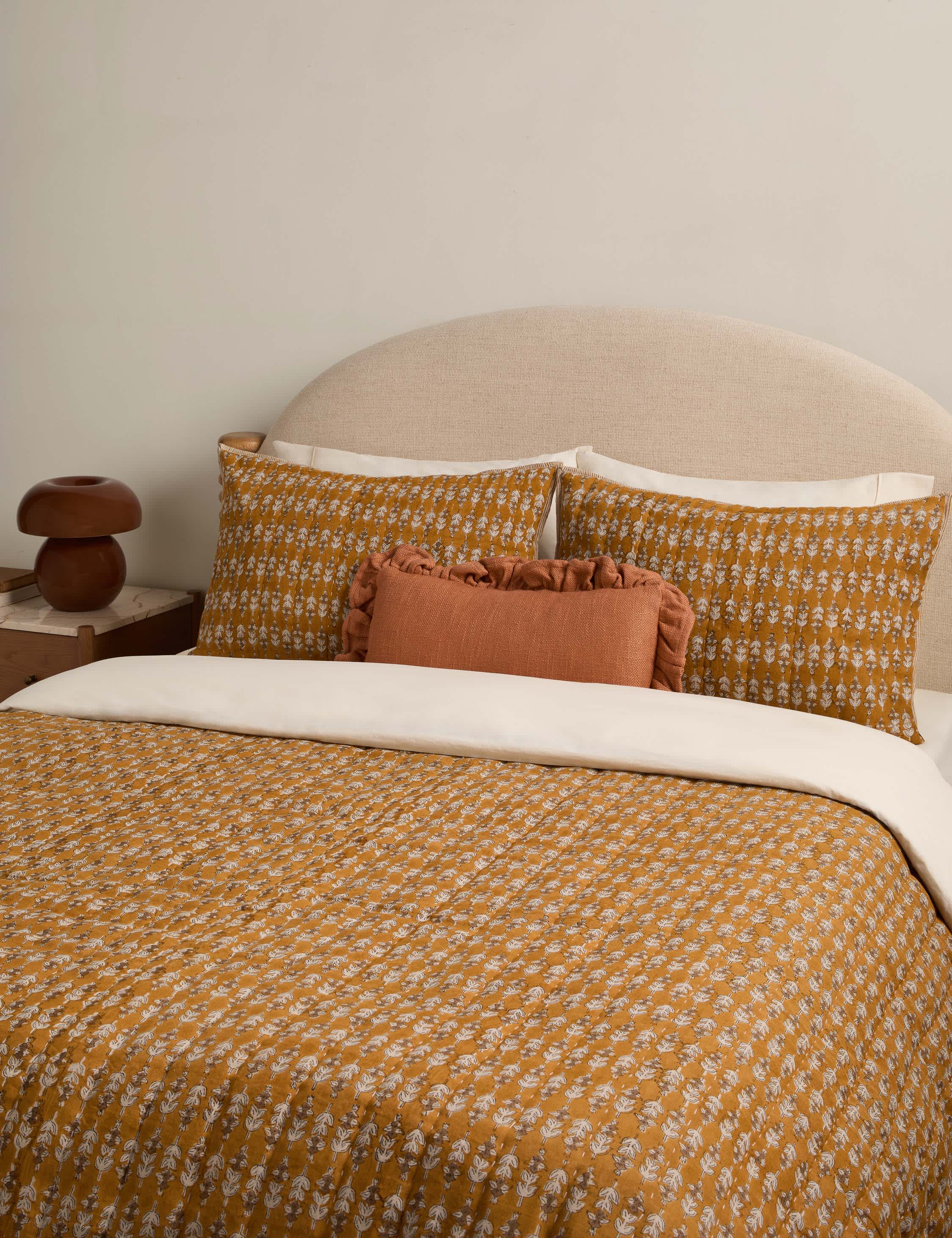 Bela Linen Cotton Quilt | Block Print Floral Design, Soft & Durable