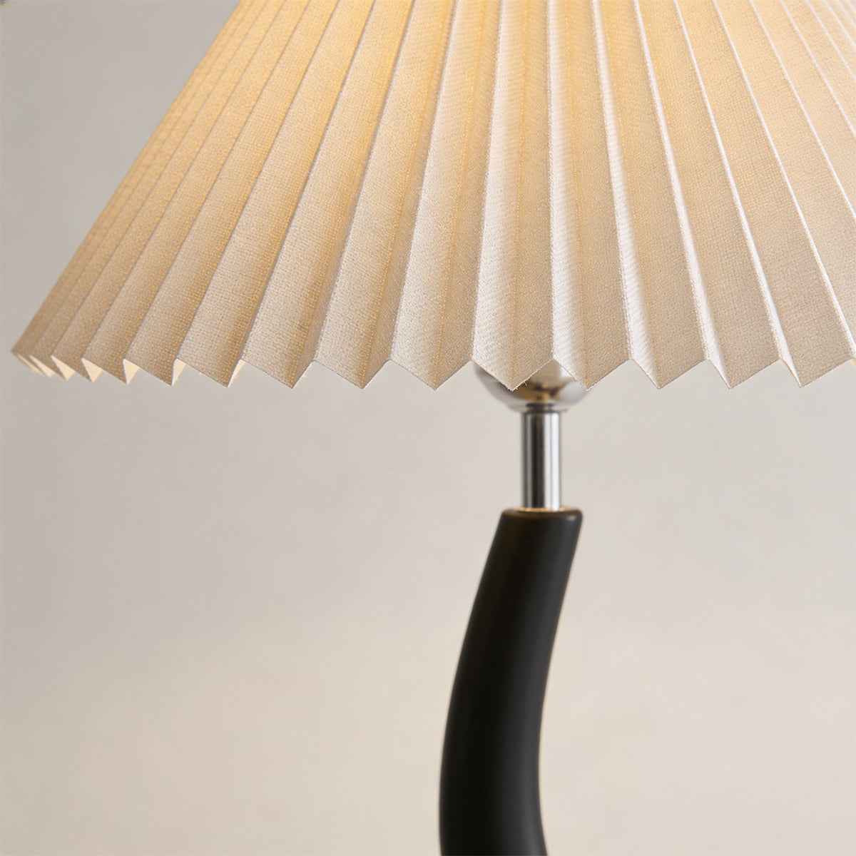 Santu – Black Japandi Floor Lamp 165cm