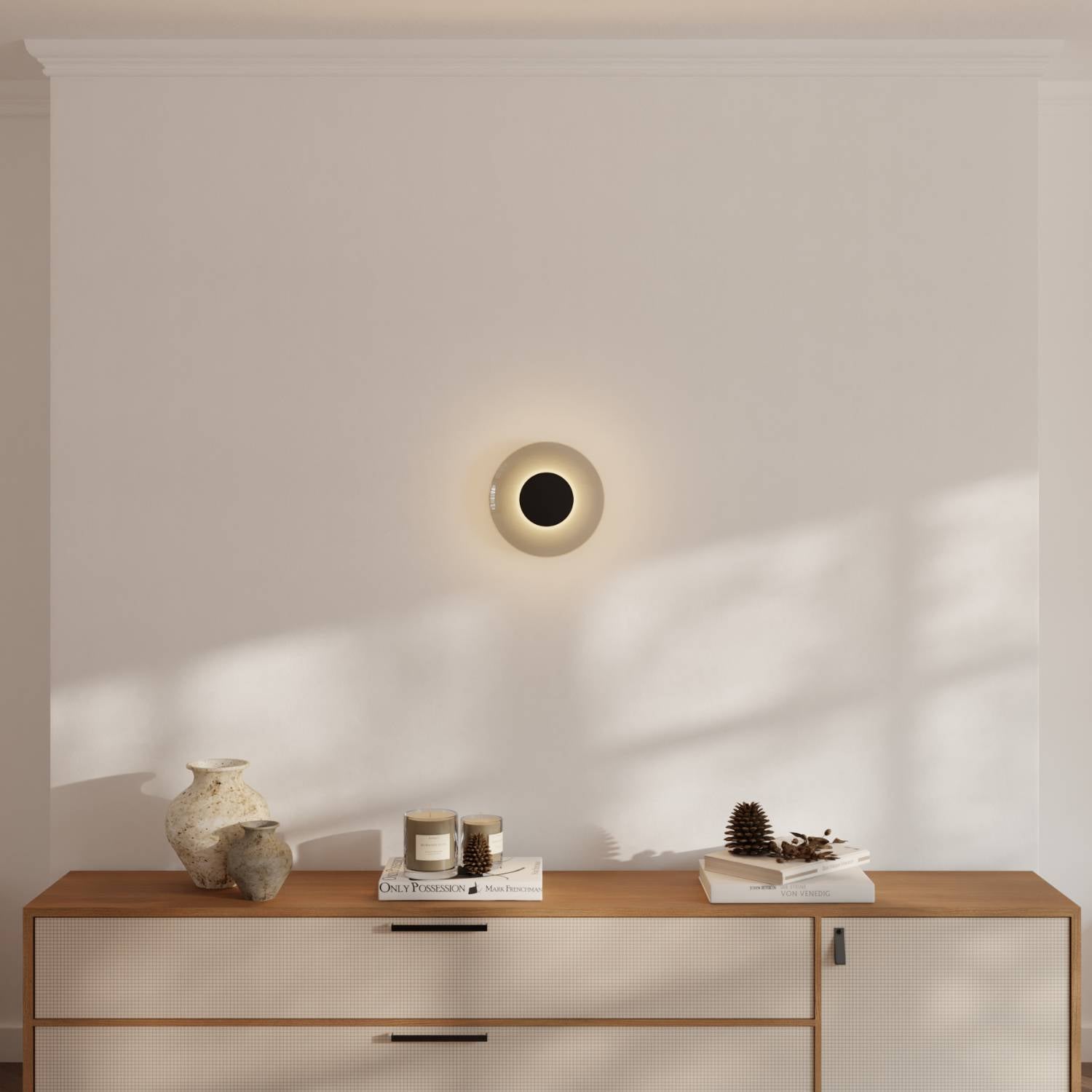 Aurelia Wall Light | Thick Glass, Warm White 2700K Ambient Light