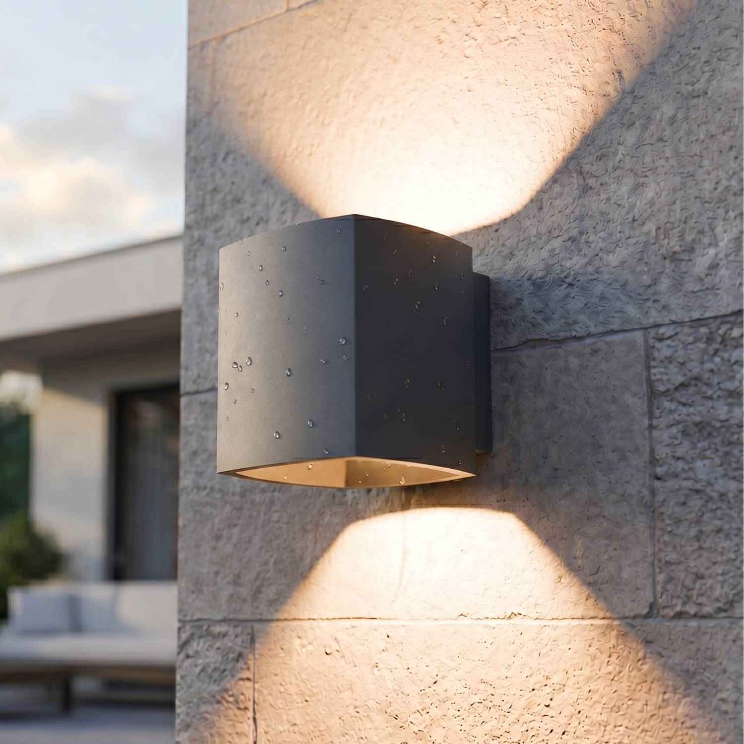 Talon Wall Light | Weatherproof, Aluminium Design