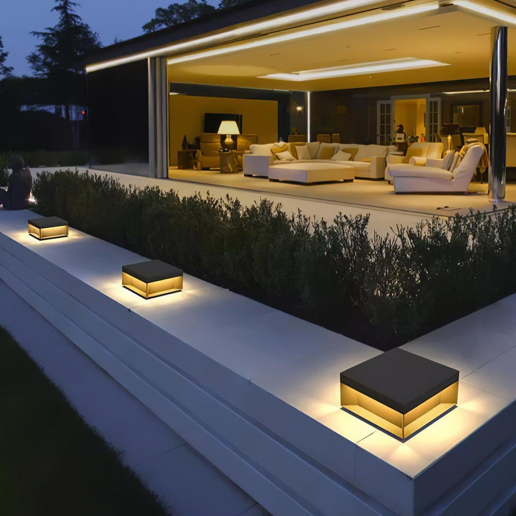Lumioran - Solar Garden Pillar Lamp