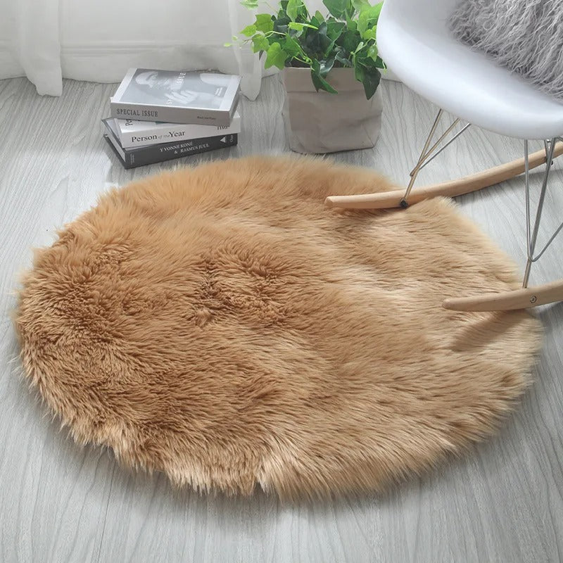 Round Plush Carpet Soft Polyester Fiber Nordic Style Machine Washable