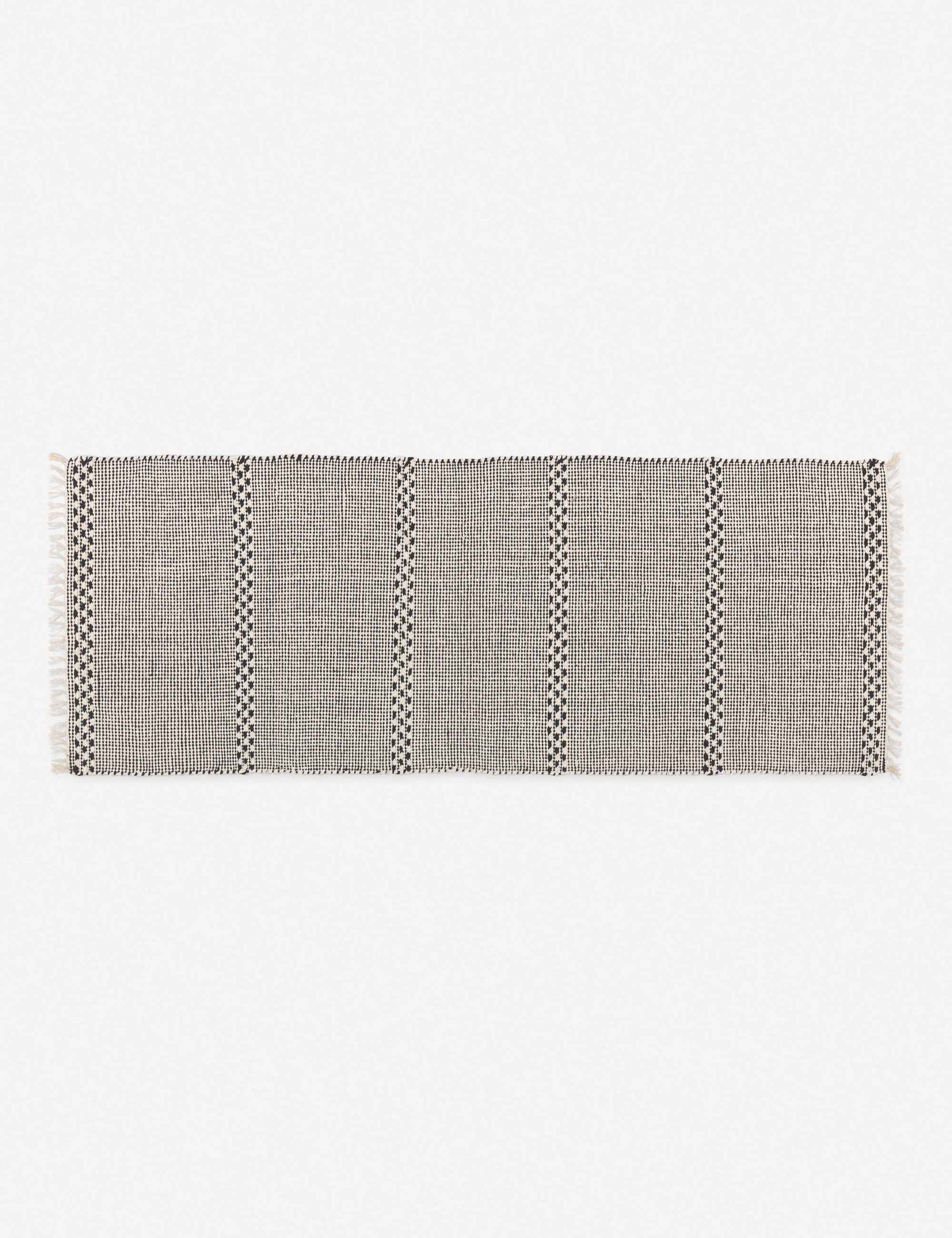 Mira Mat | 100% Cotton, Machine Washable Geometric Design
