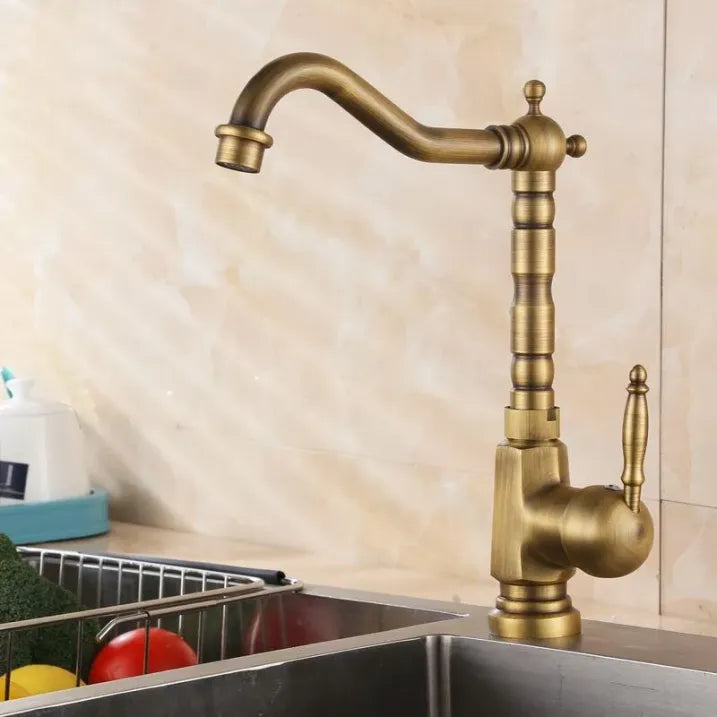 Brassora: Vintage Kitchen Faucet Made of Solid Brass – 360° Swivel & Durable