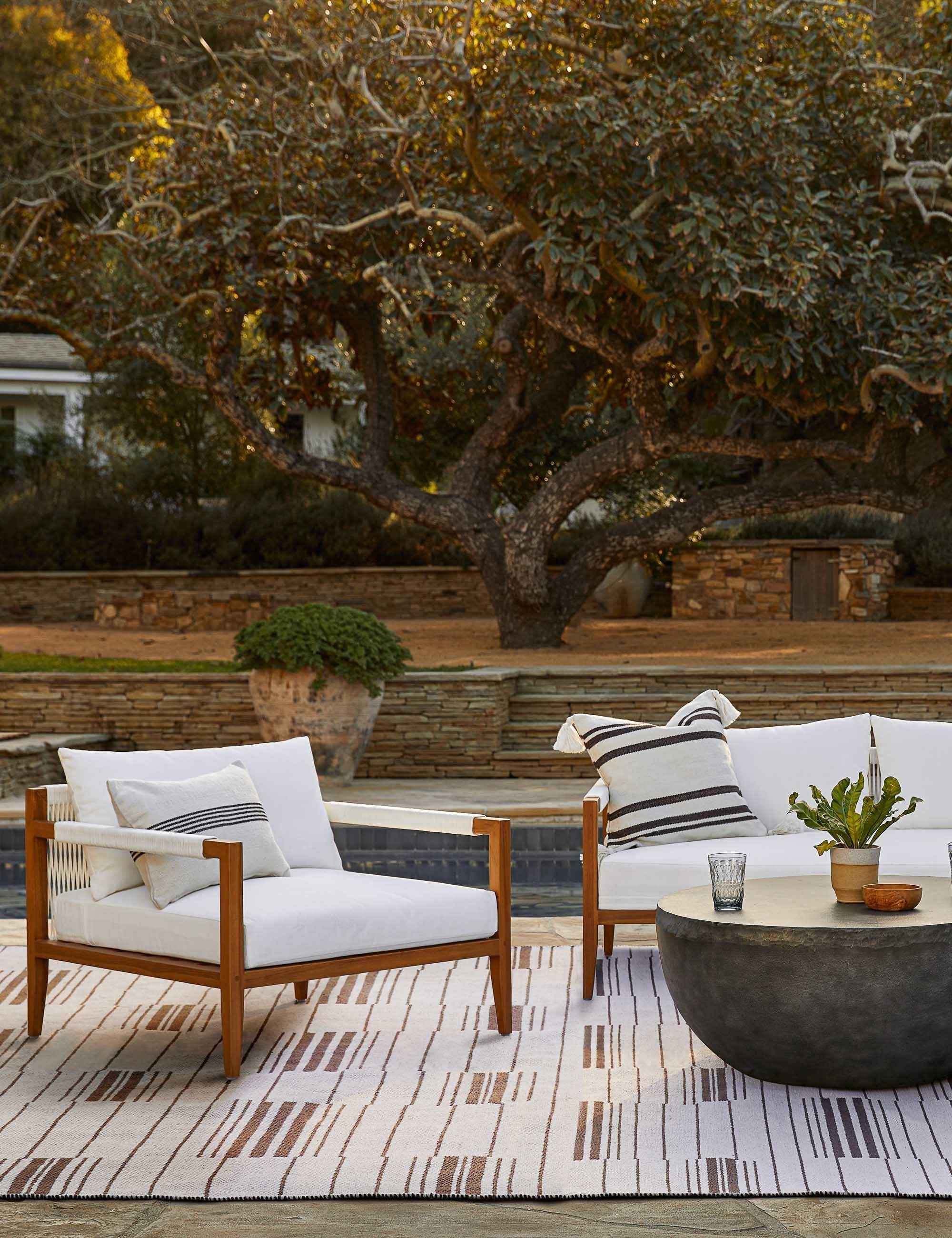 Fino Decorative Pillow | Weather-Resistant, Tasseled Corners