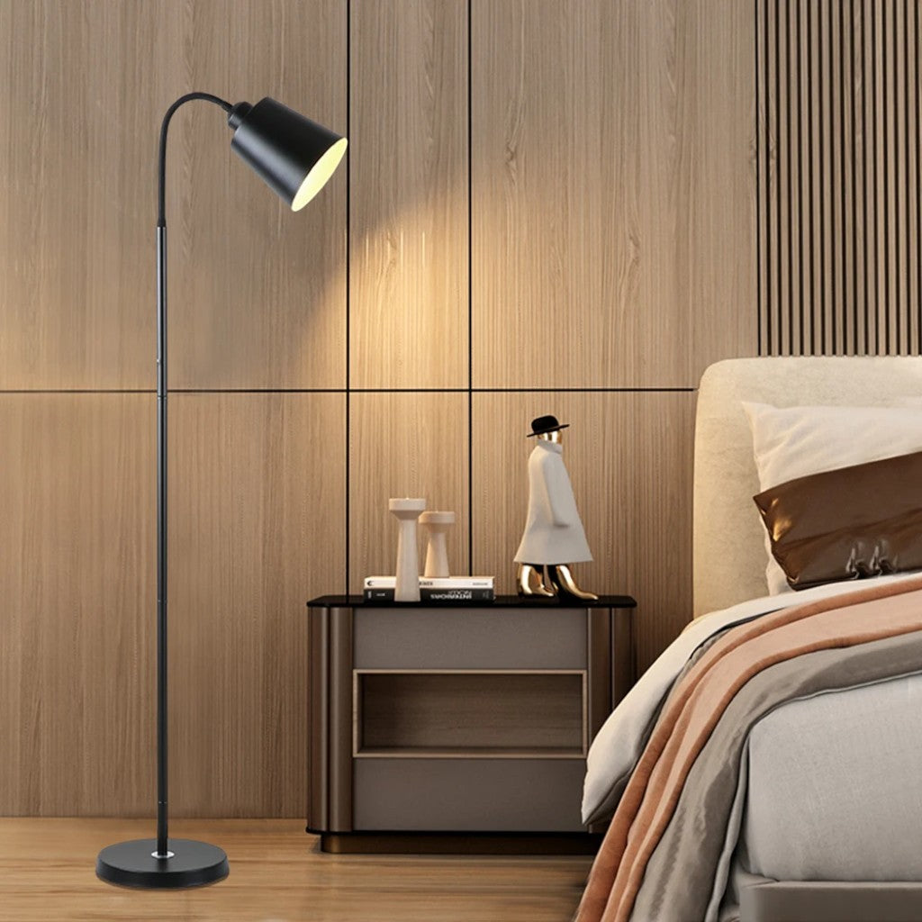 Norvayne – Scandinavian Floor Lamp With Flexible Neck