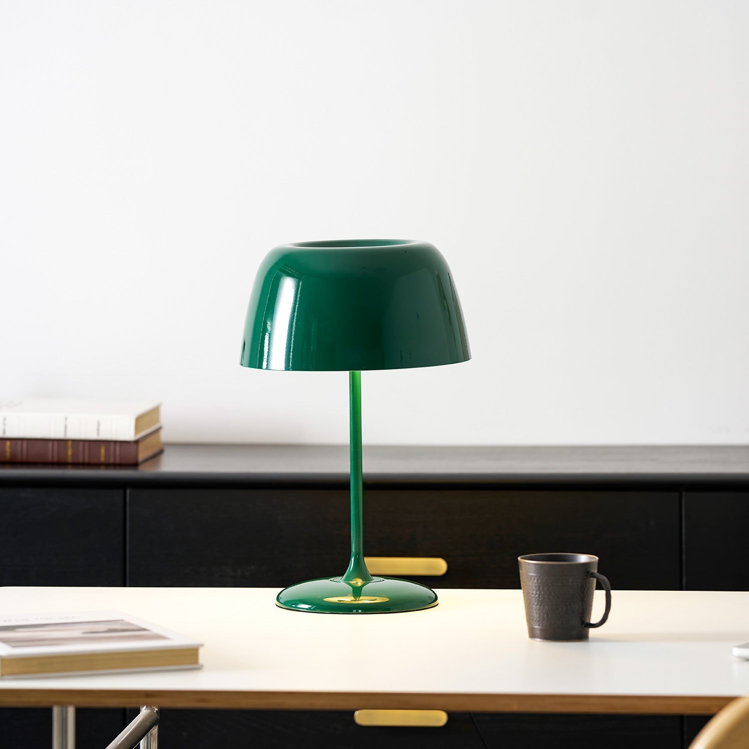 Bittel Sleek Iron Table Lamp