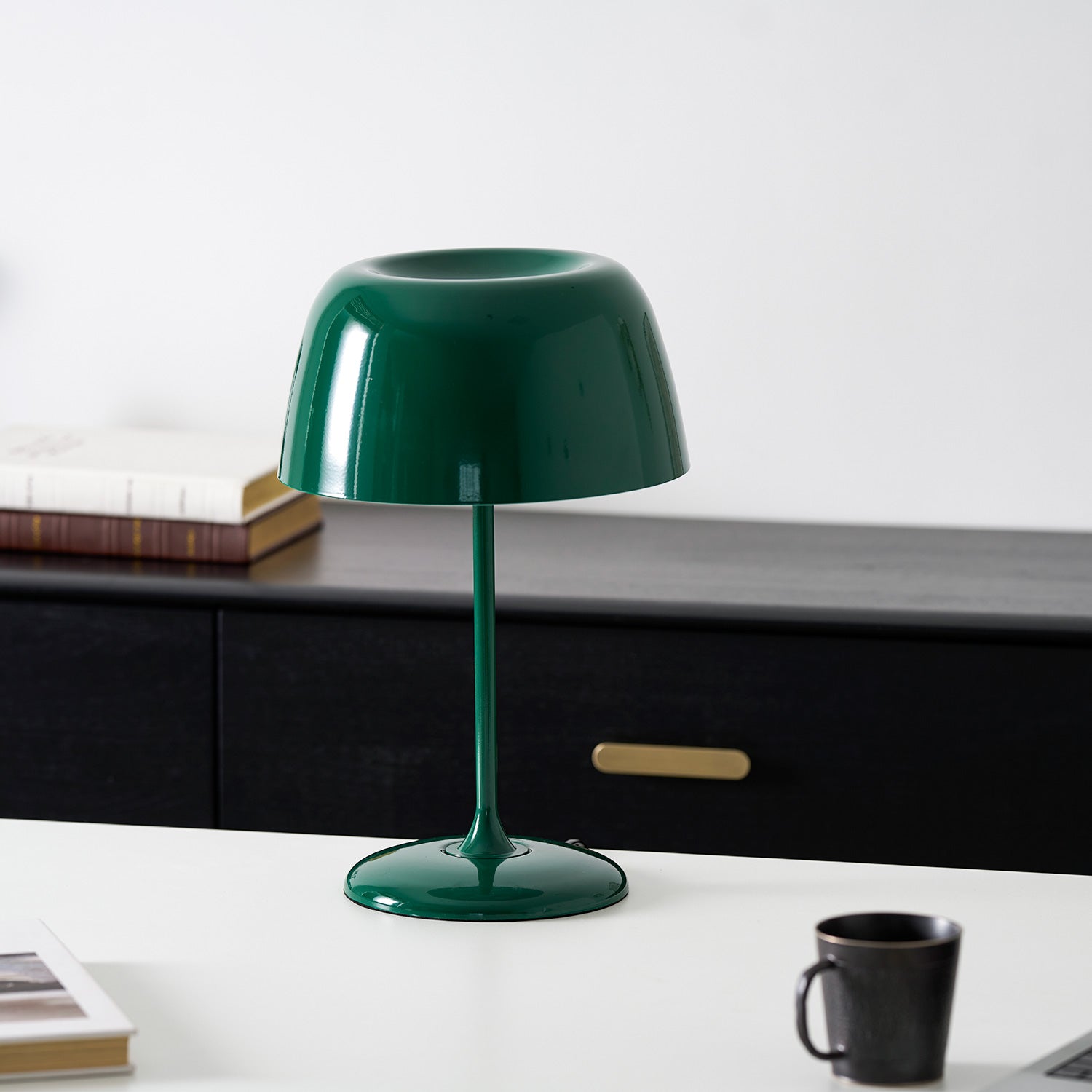 Bittel Sleek Iron Table Lamp